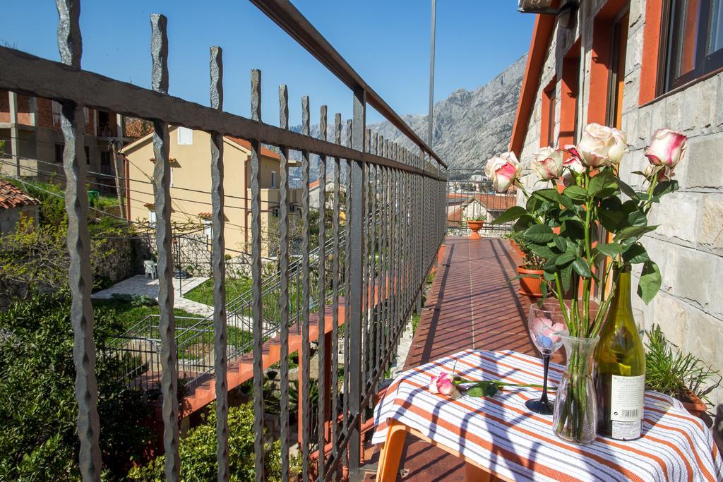 Piano Apartments Kotor Exterior foto